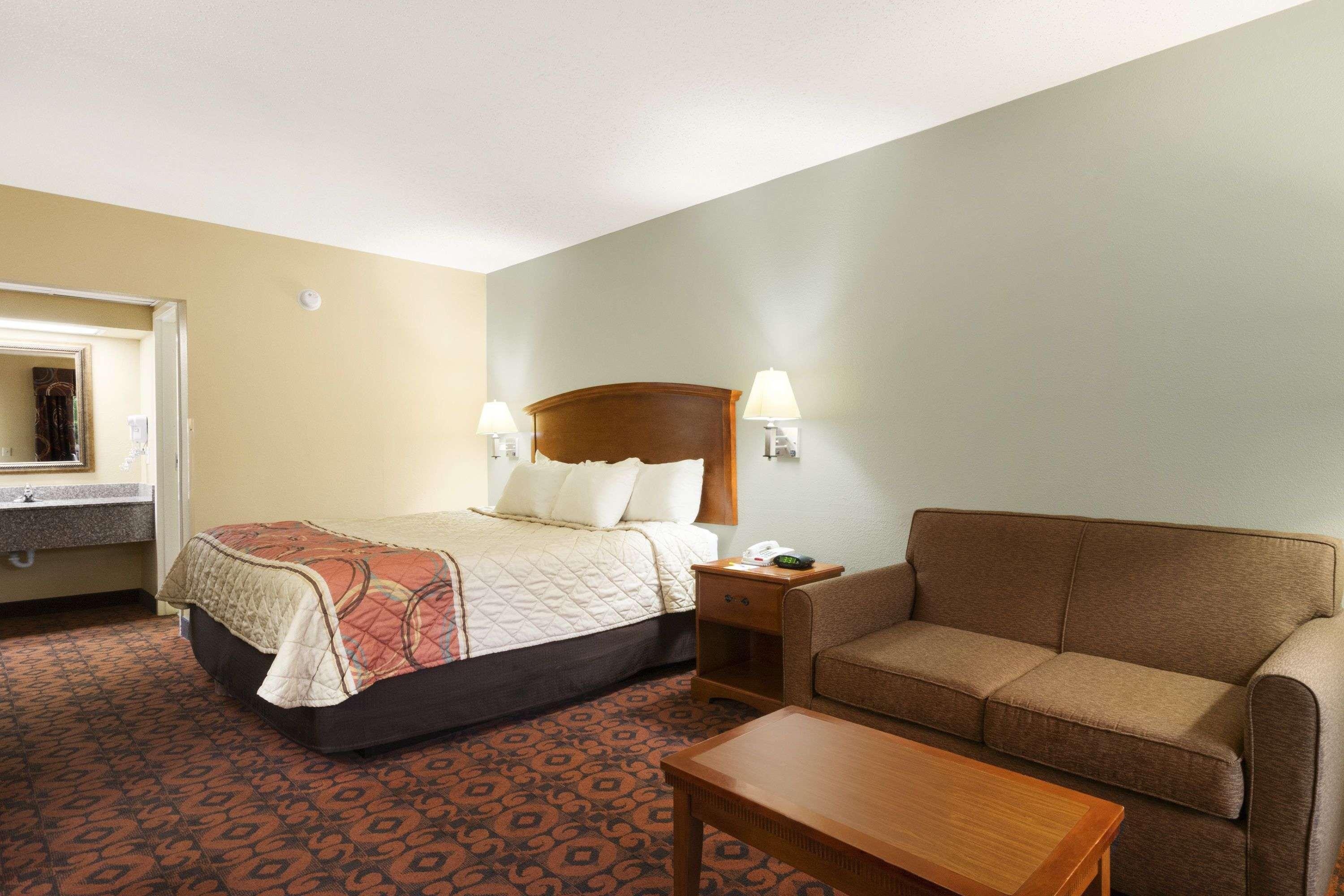 Days Inn By Wyndham Weldon Roanoke Rapids Esterno foto