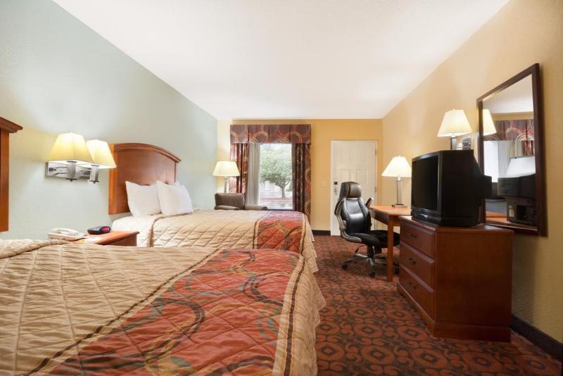 Days Inn By Wyndham Weldon Roanoke Rapids Esterno foto